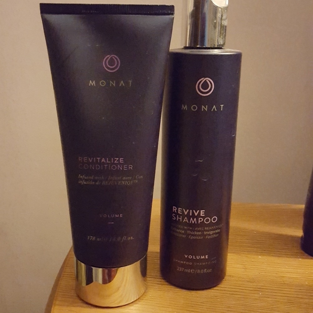 Monat Volume Shampoo and Conditioner